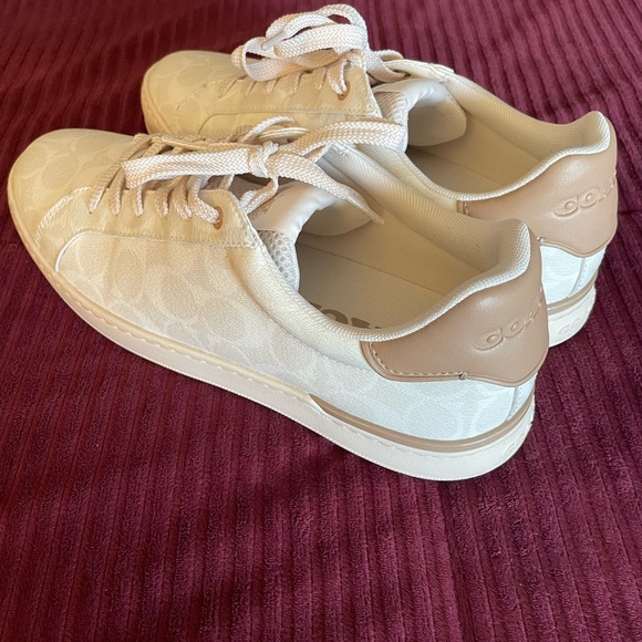 Coach White Sneakers with Soft Fabric and Low-Top Design - Picture 7 of 11